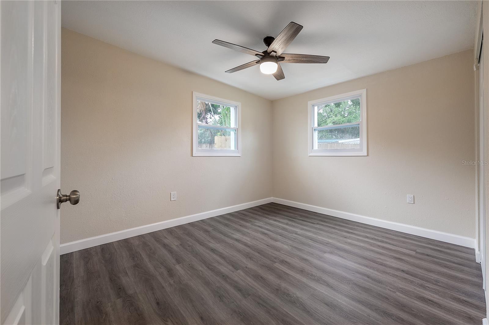 Image 26 of 48 For 8392 95th Terrace
