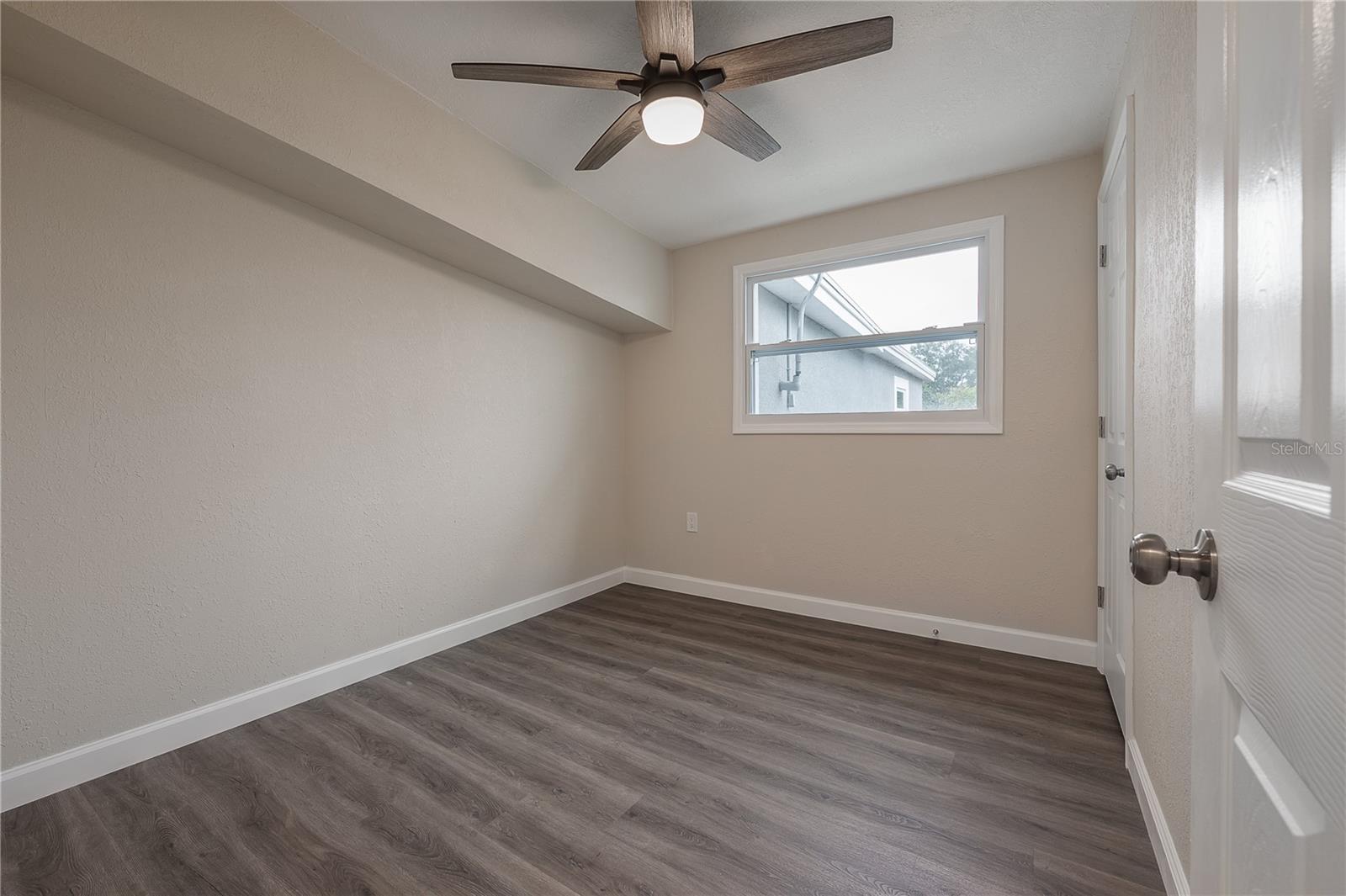 Image 33 of 48 For 8392 95th Terrace