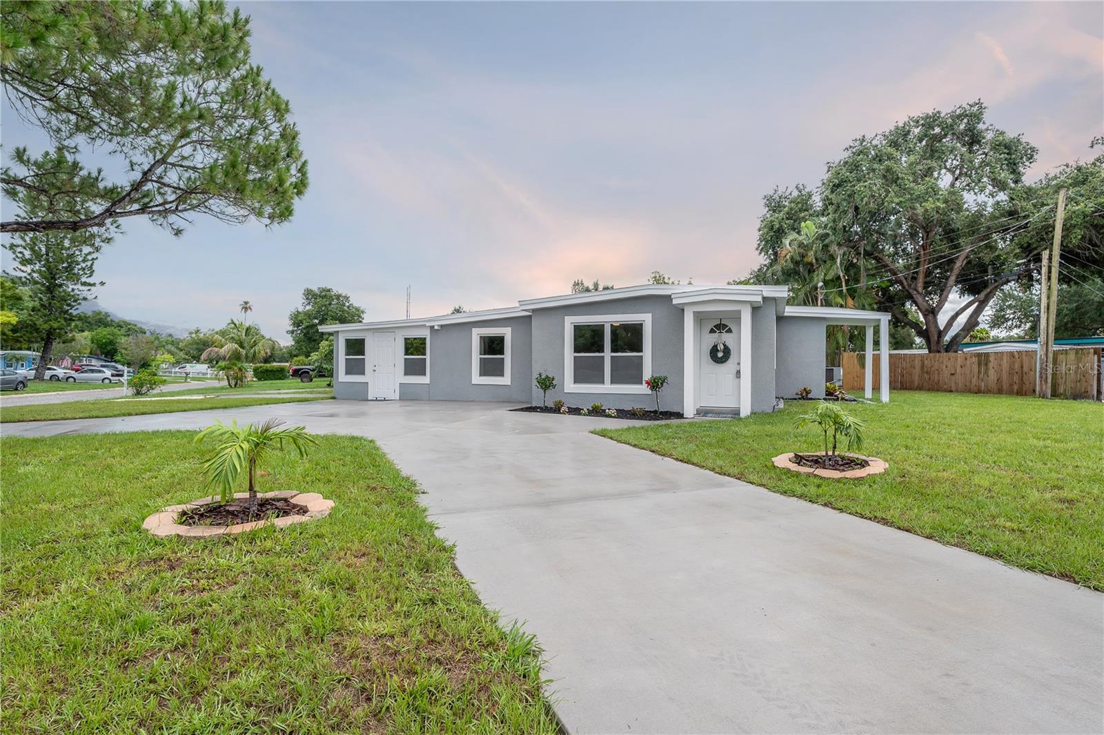 Image 36 of 48 For 8392 95th Terrace