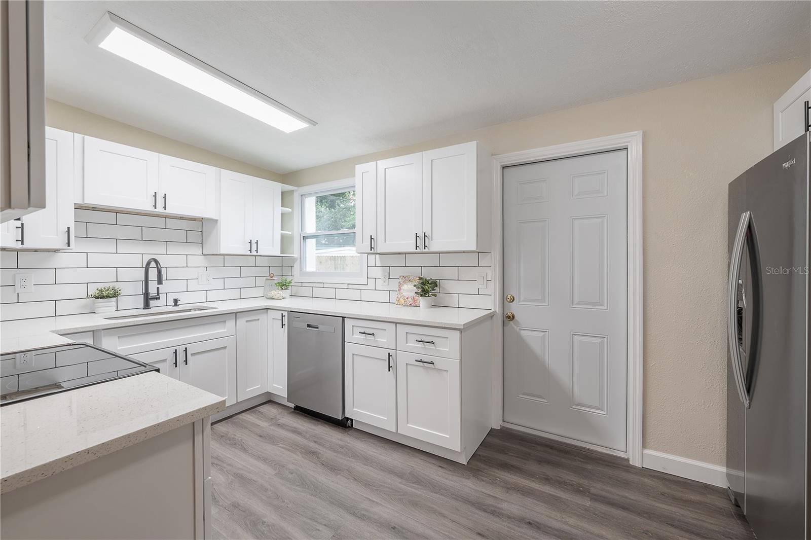 Image 6 of 48 For 8392 95th Terrace
