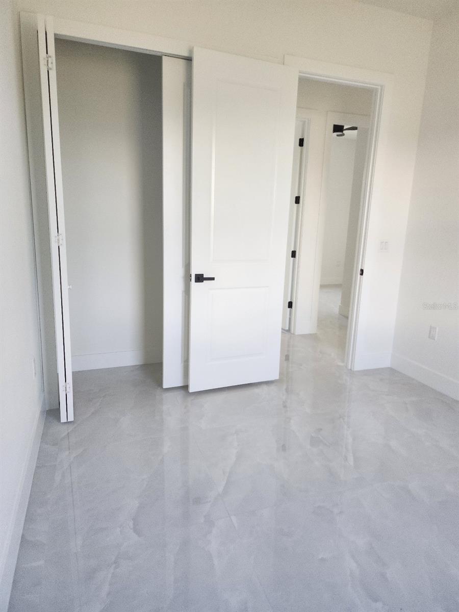 Image 9 of 25 For 3303 13th Street W