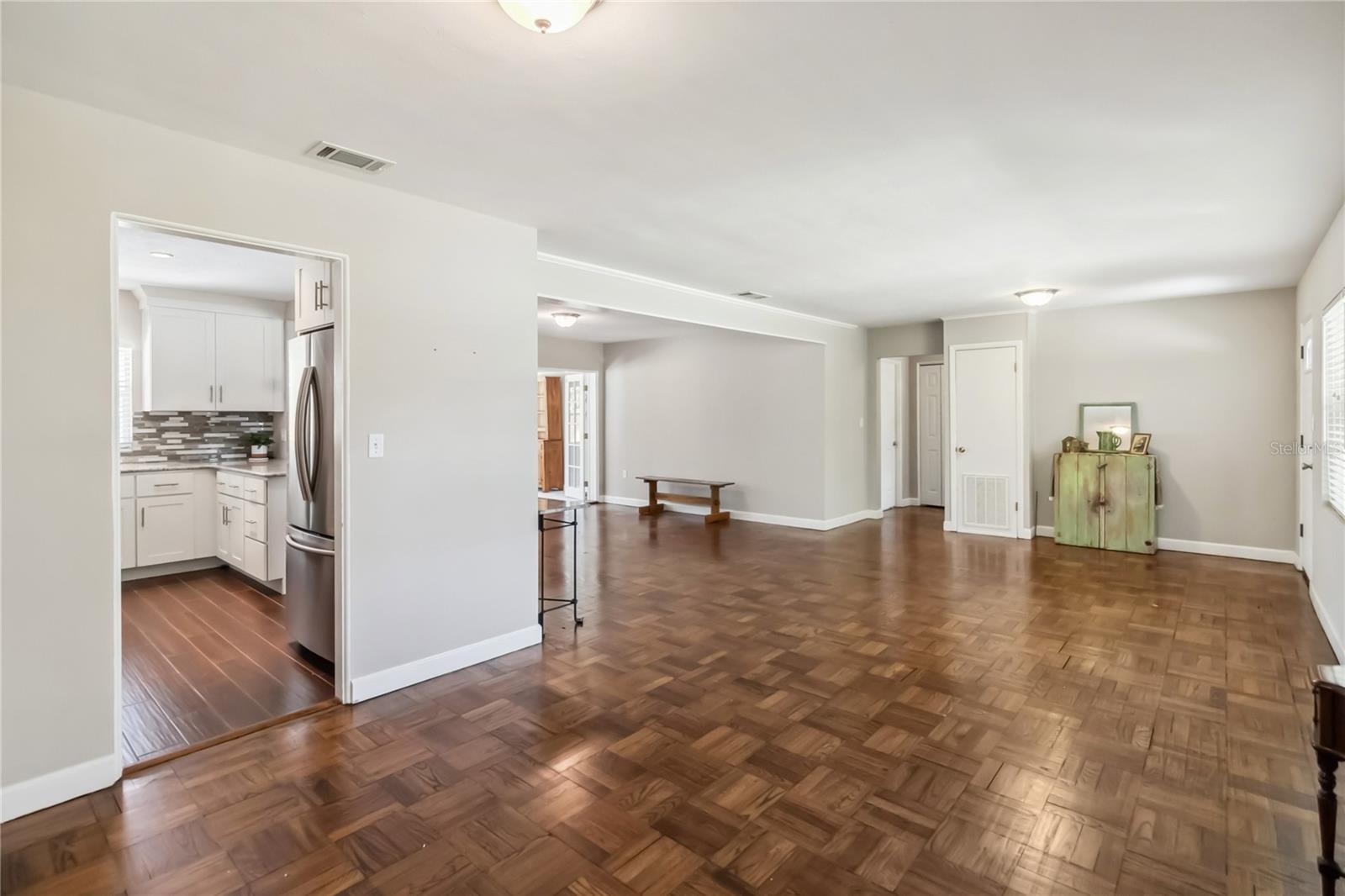 Image 12 of 40 For 4012 Shorecrest Drive
