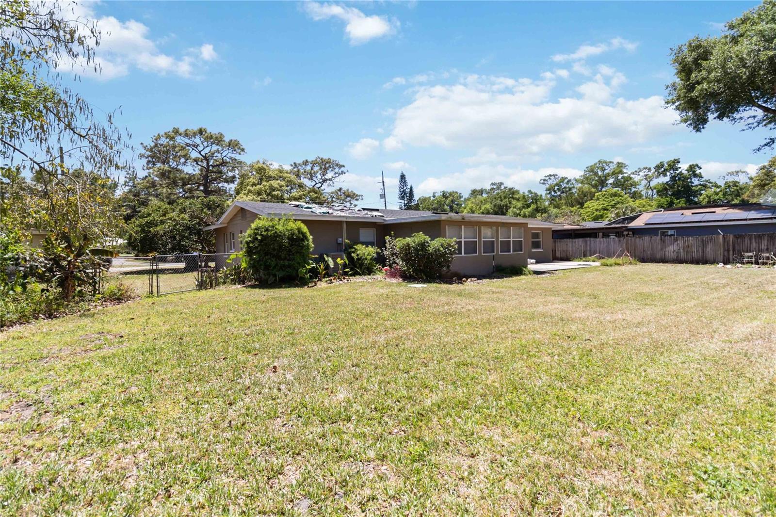 Image 36 of 40 For 4012 Shorecrest Drive