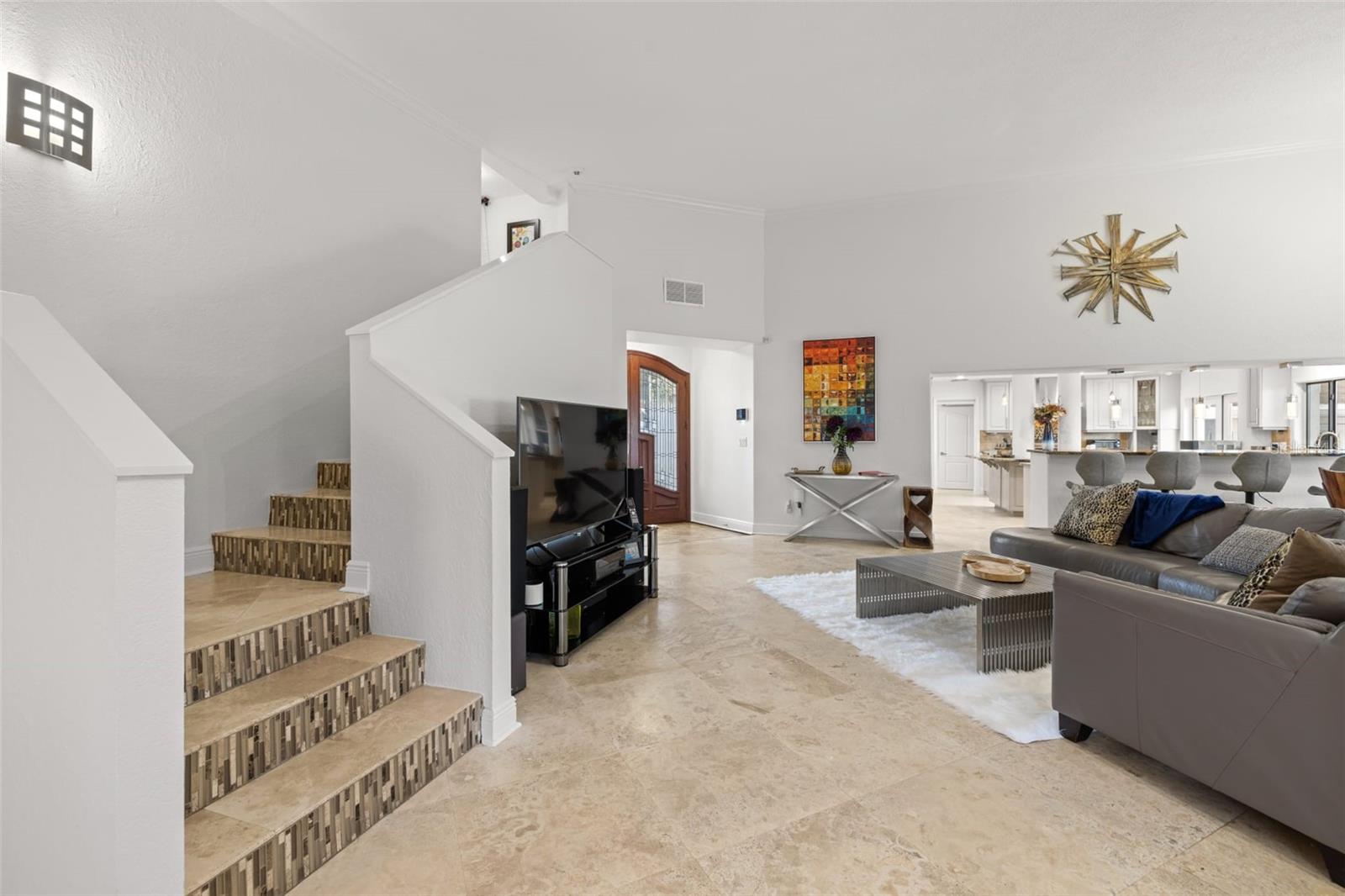 Image 10 of 46 For 2785 Bayside Drive S