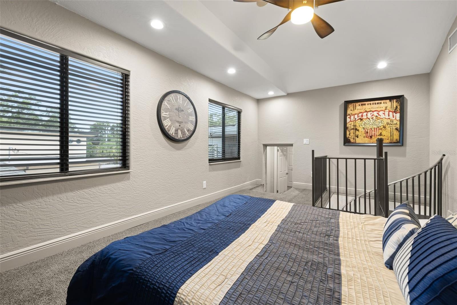Image 30 of 46 For 2785 Bayside Drive S