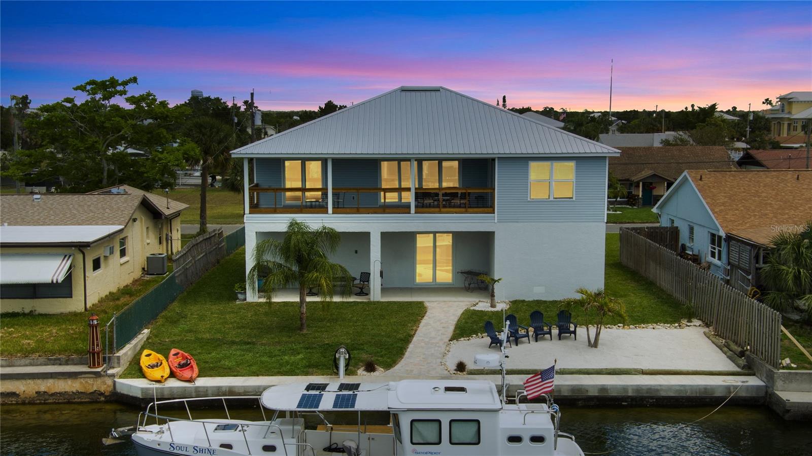 Listing photo id 81 for 4469 Bahama Drive
