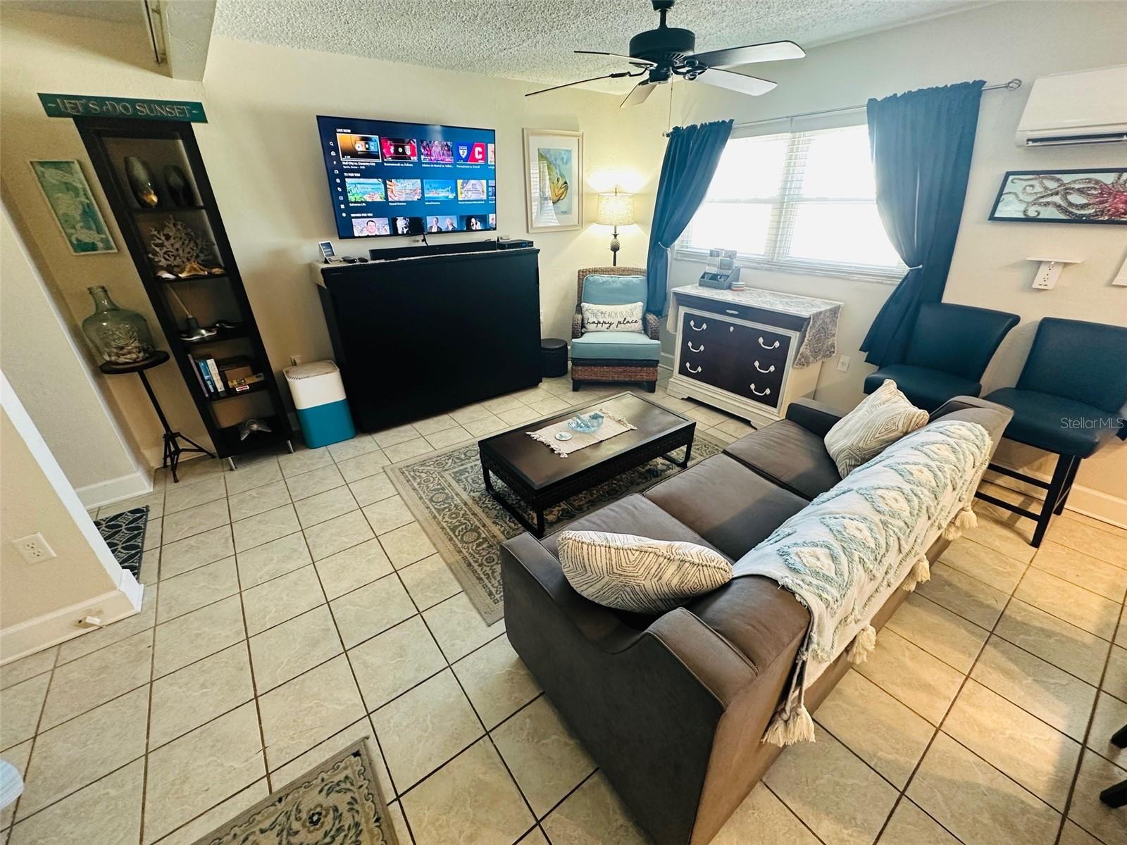 Listing photo id 10 for 709 Gulf Way 28
