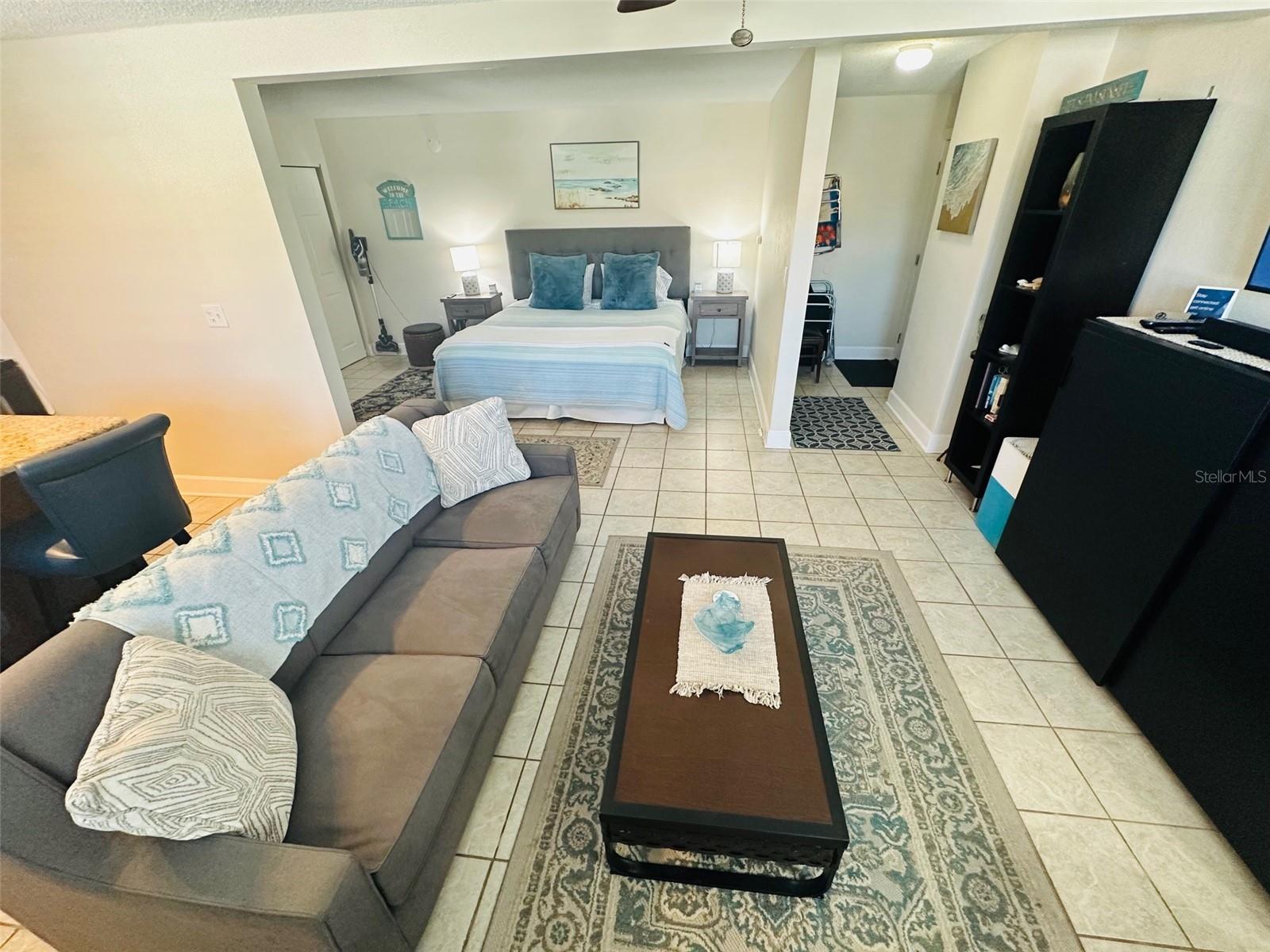Listing photo id 12 for 709 Gulf Way 28