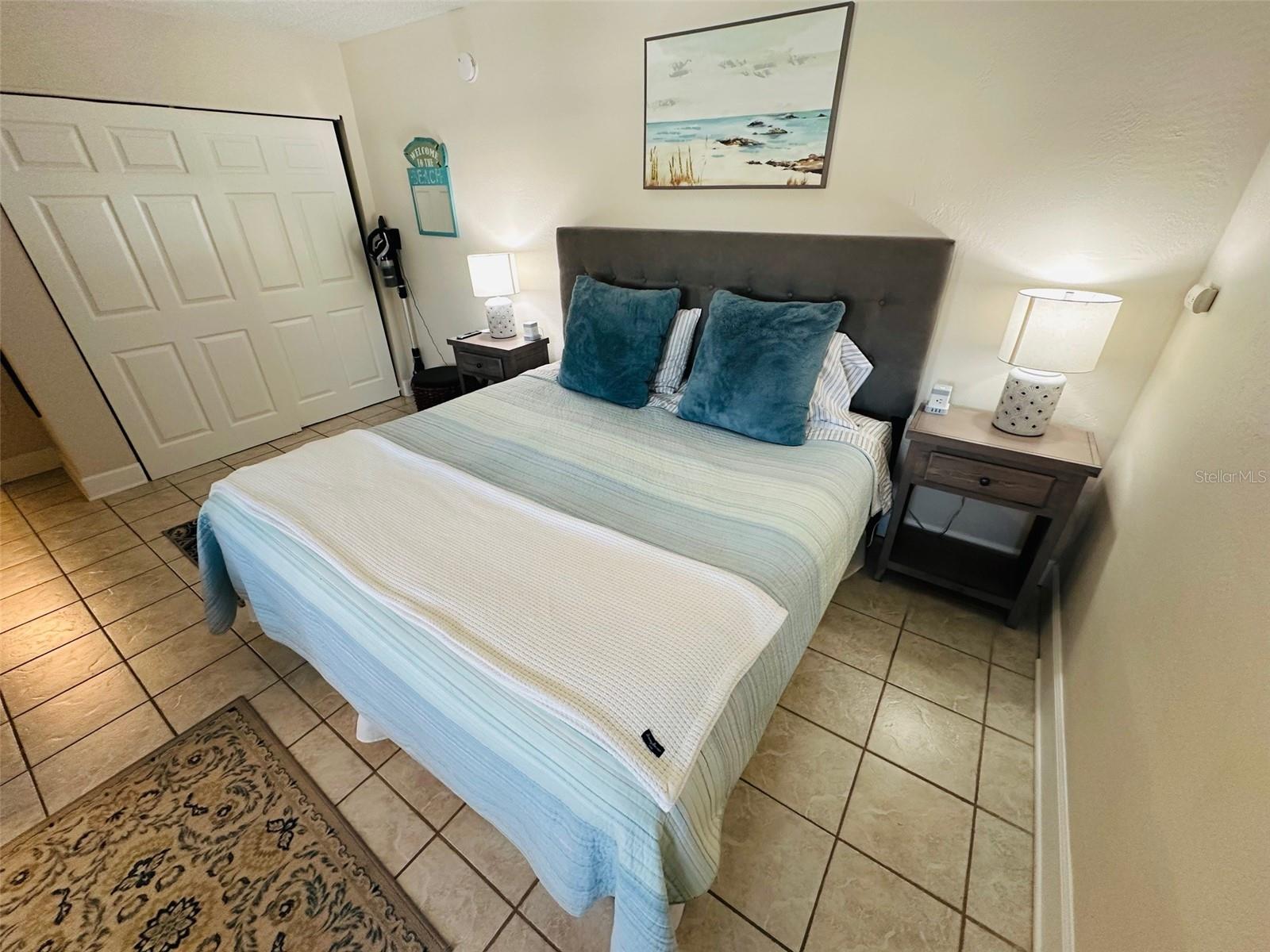 Listing photo id 26 for 709 Gulf Way 28