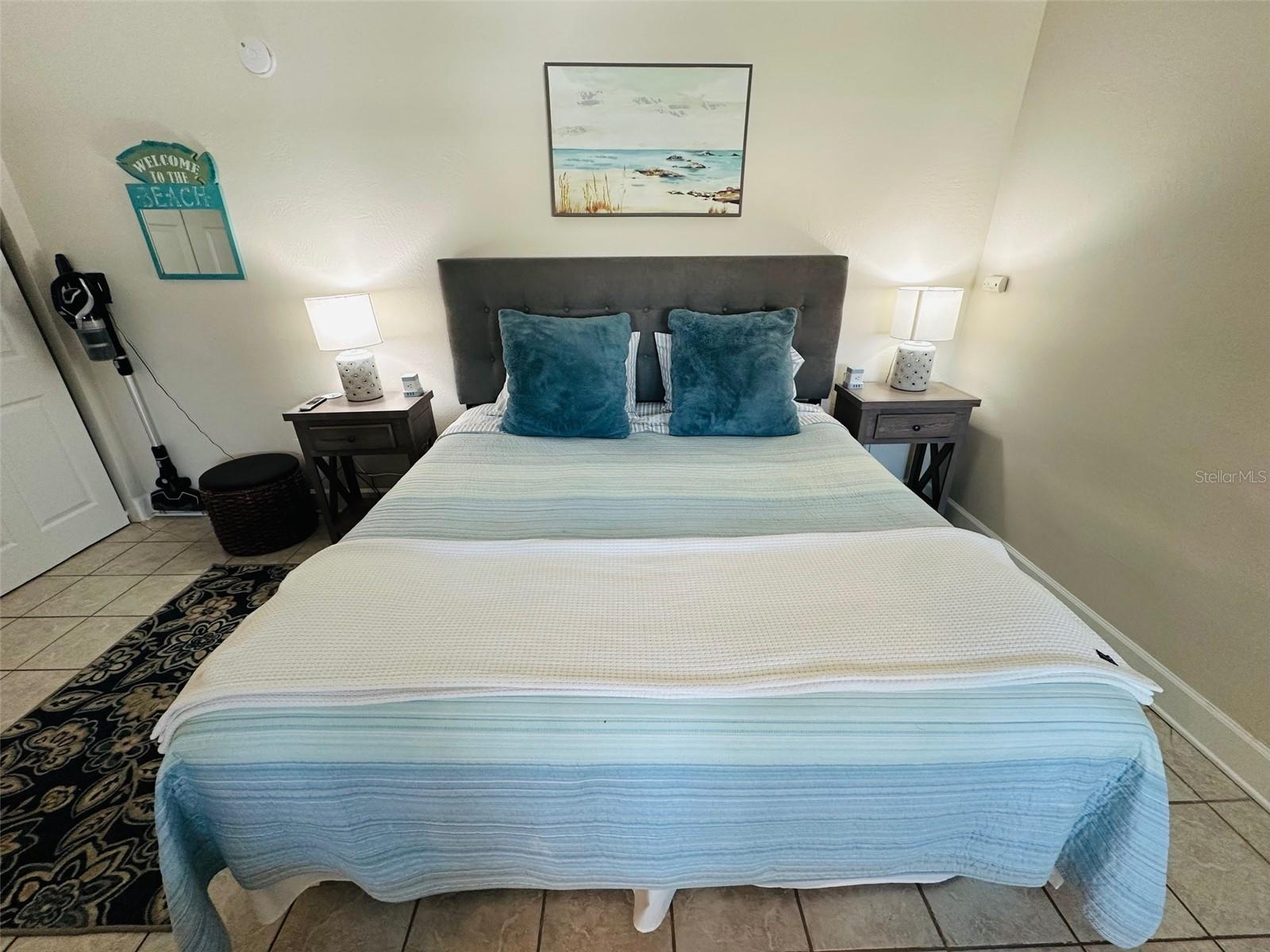 Listing photo id 27 for 709 Gulf Way 28