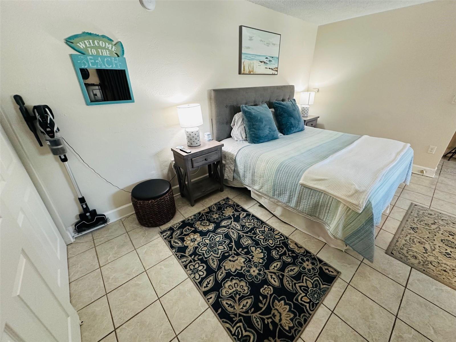 Listing photo id 29 for 709 Gulf Way 28