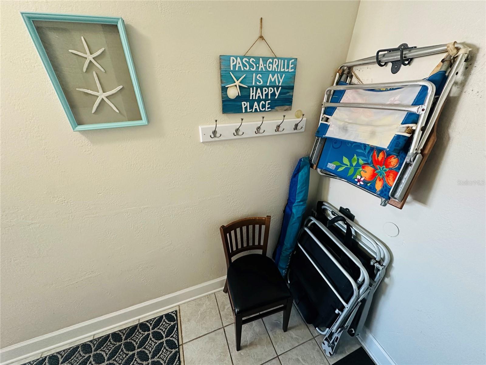 Listing photo id 37 for 709 Gulf Way 28