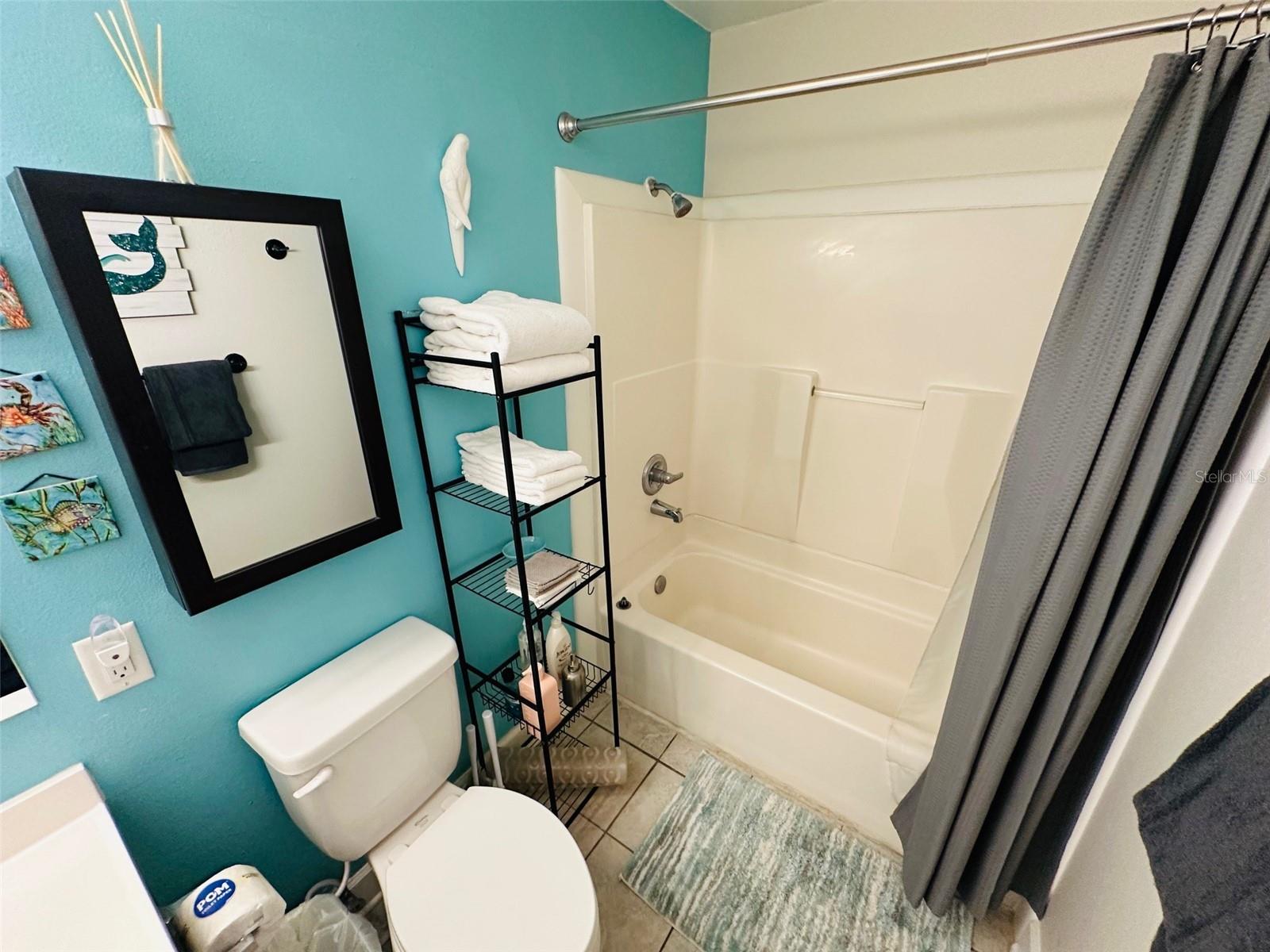 Listing photo id 39 for 709 Gulf Way 28