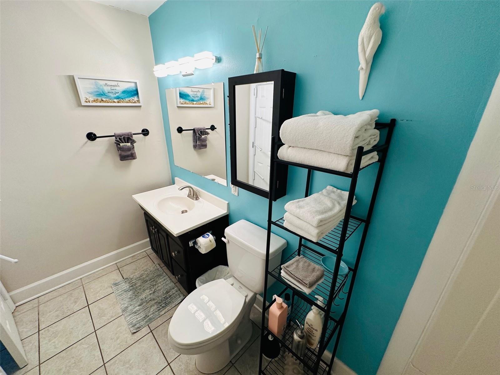 Listing photo id 41 for 709 Gulf Way 28