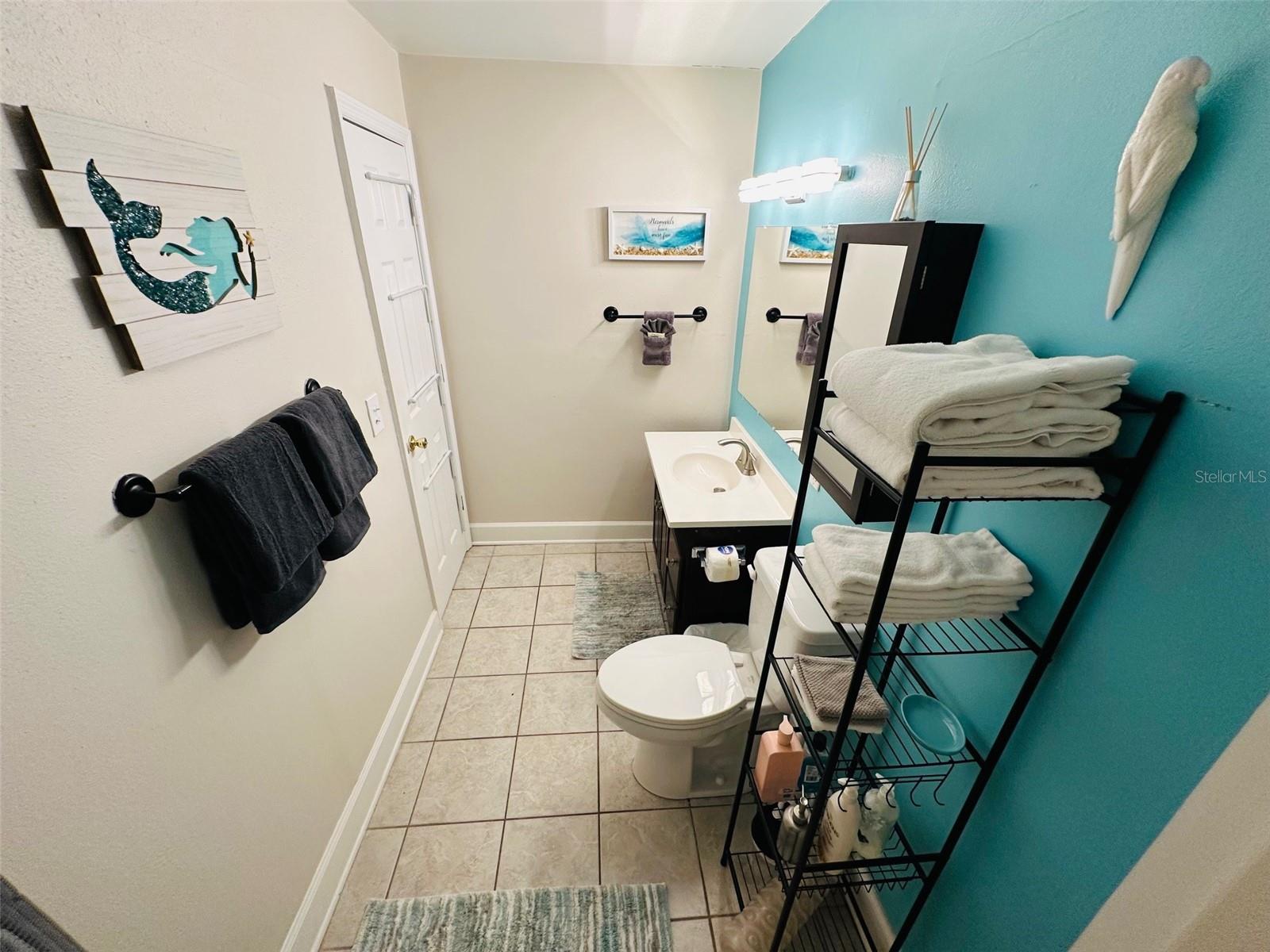 Listing photo id 42 for 709 Gulf Way 28