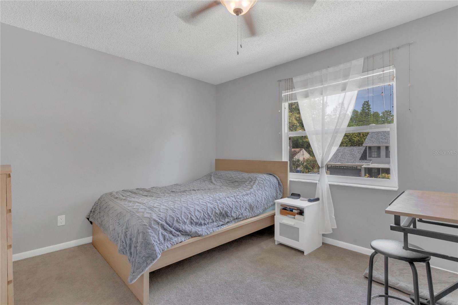 Image 15 of 45 For 16528 Oley Ridge Court