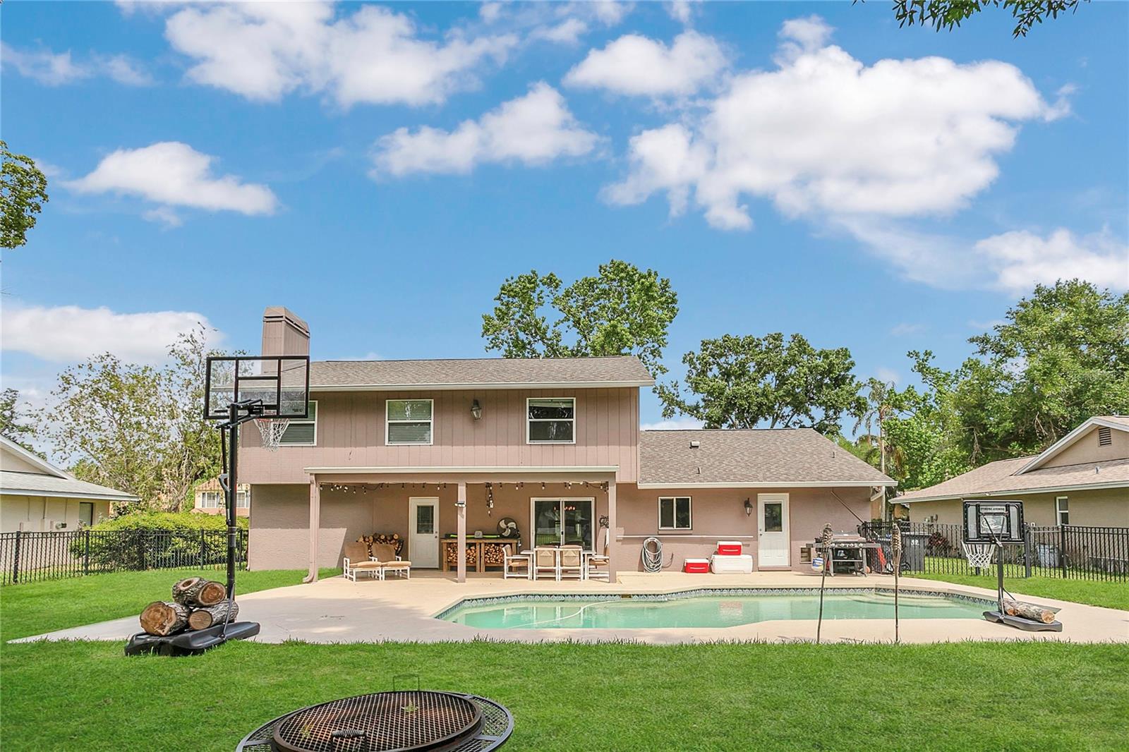 Image 27 of 45 For 16528 Oley Ridge Court