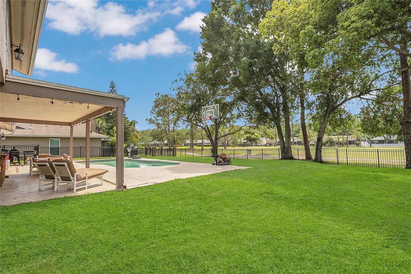 Image 29 of 45 For 16528 Oley Ridge Court