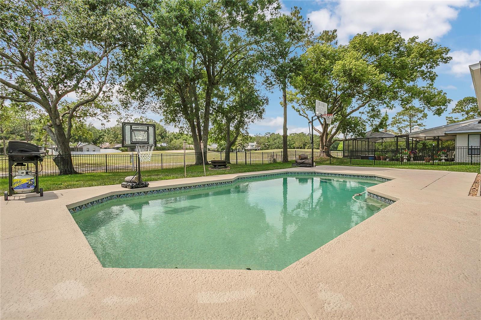 Image 33 of 45 For 16528 Oley Ridge Court