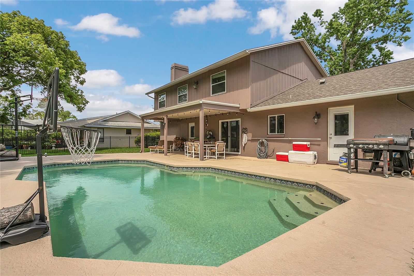 Image 34 of 45 For 16528 Oley Ridge Court