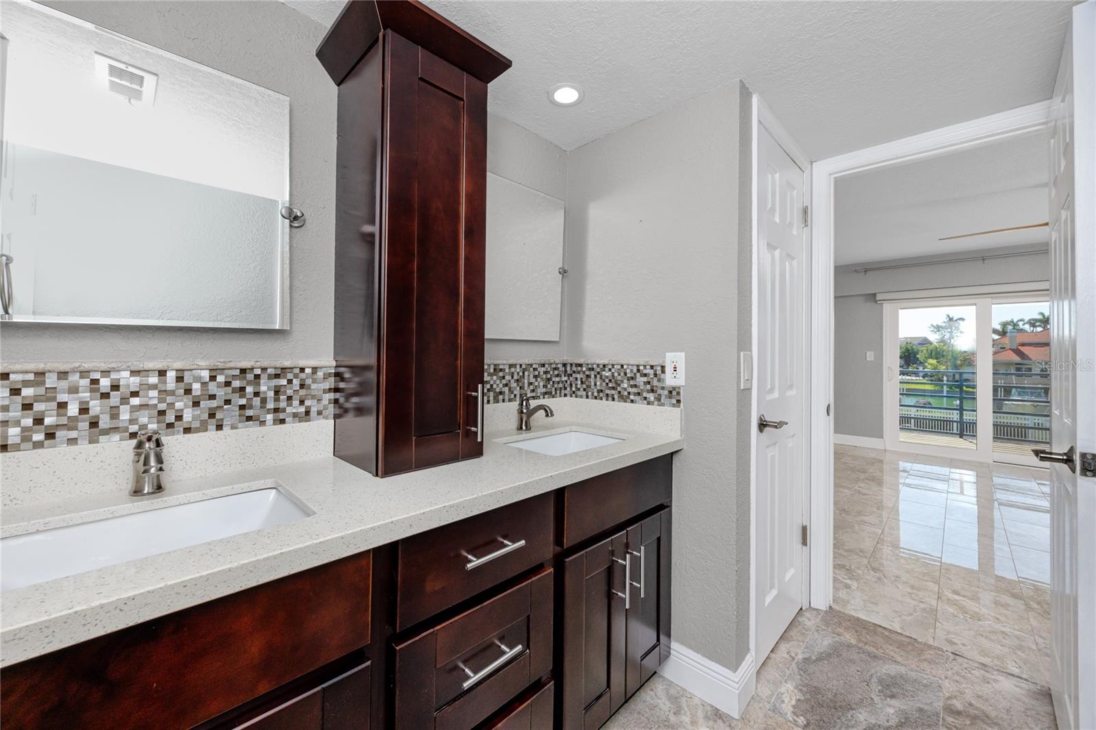 Image 20 of 35 For 363 Pinellas Bayway S 33