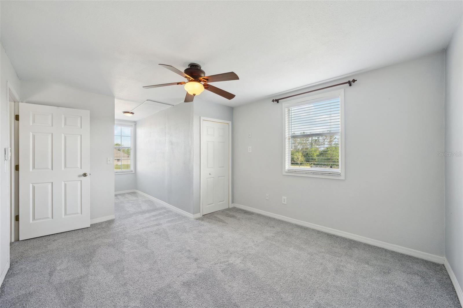 Image 21 of 31 For 6518 Paw Place