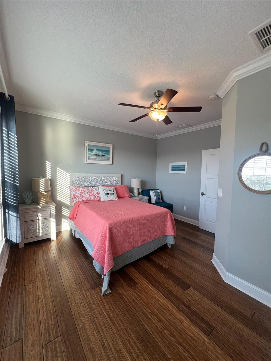 Image 34 of 100 For 460 137th Avenue Circle