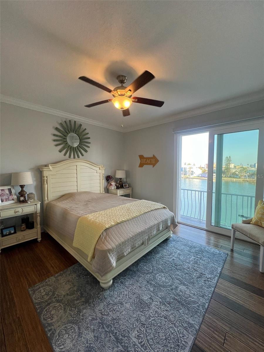 Image 36 of 100 For 460 137th Avenue Circle
