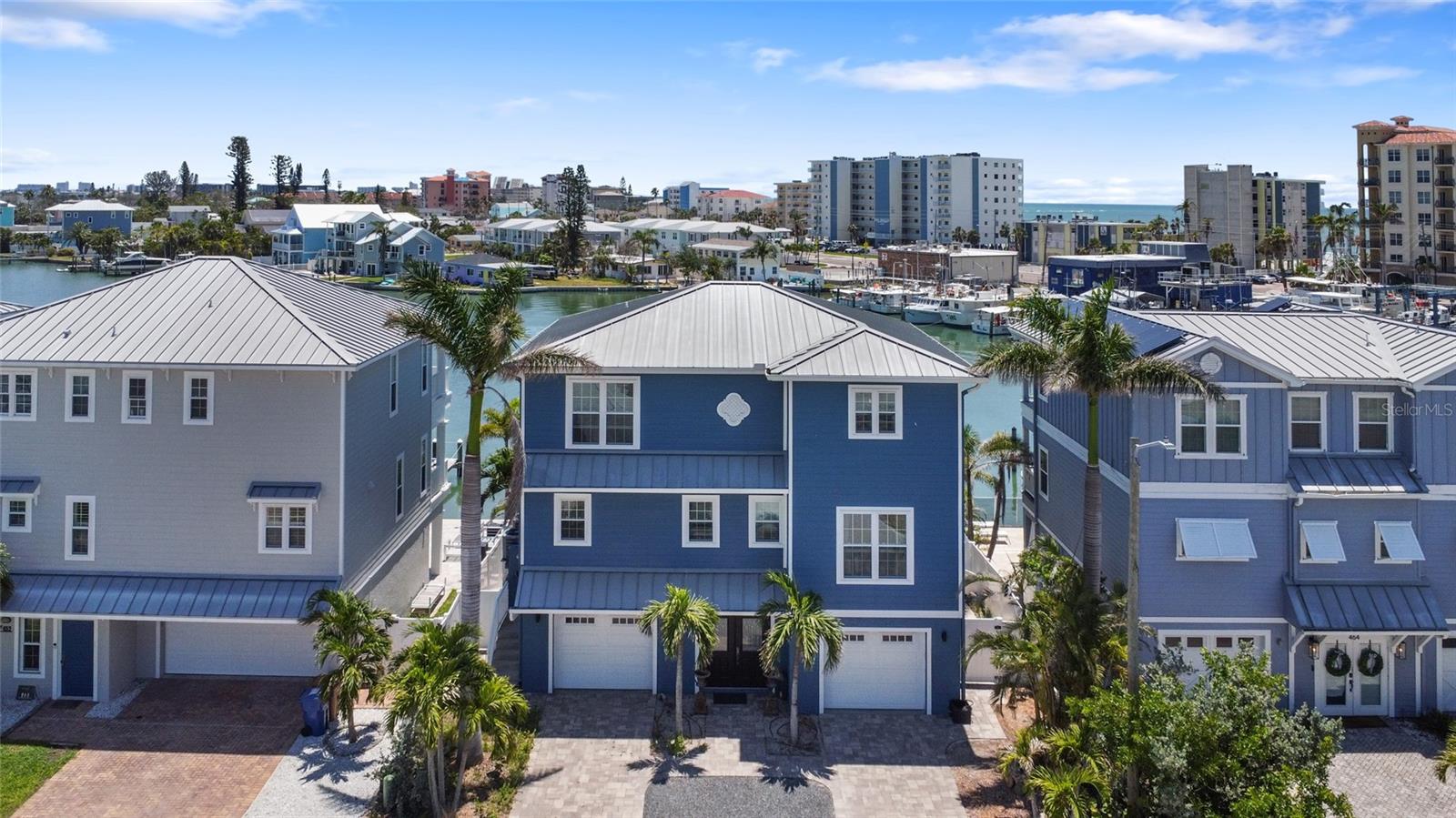 Image 4 of 100 For 460 137th Avenue Circle