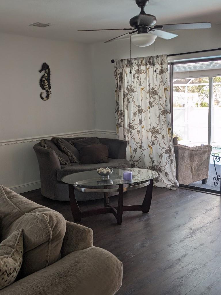 Image 10 of 44 For 8004 25th Avenue W