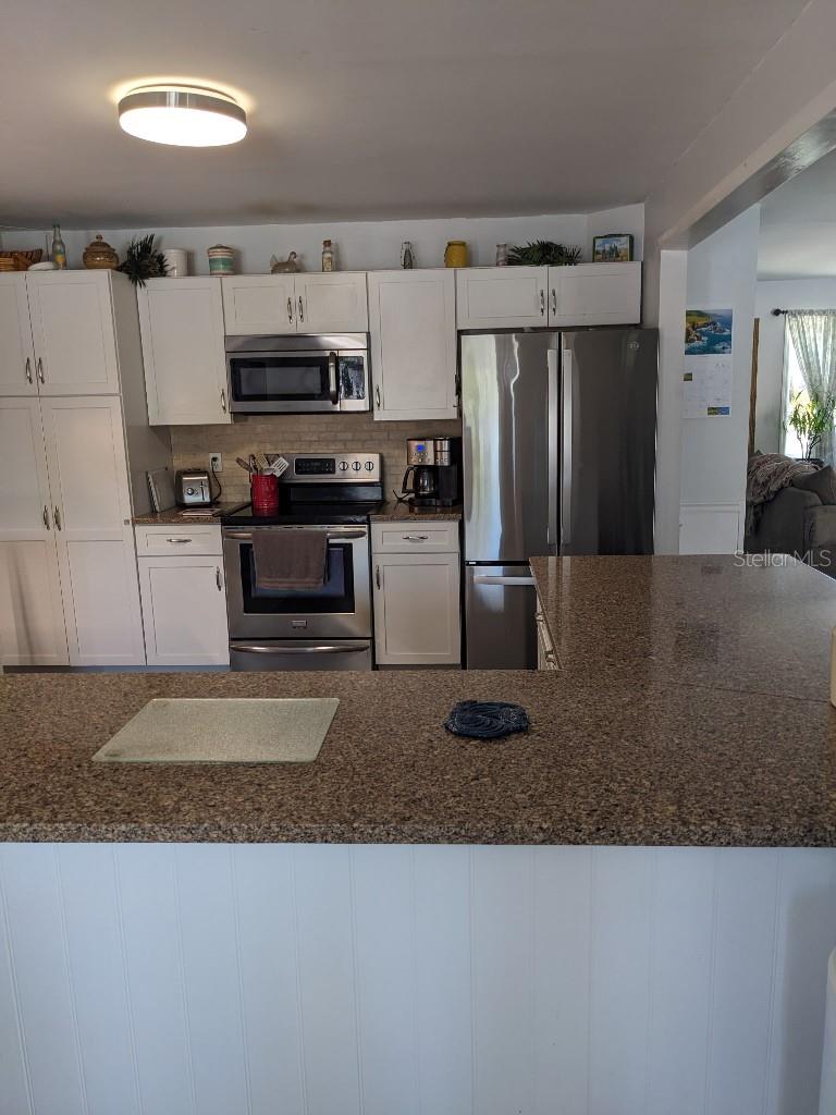 Image 20 of 44 For 8004 25th Avenue W