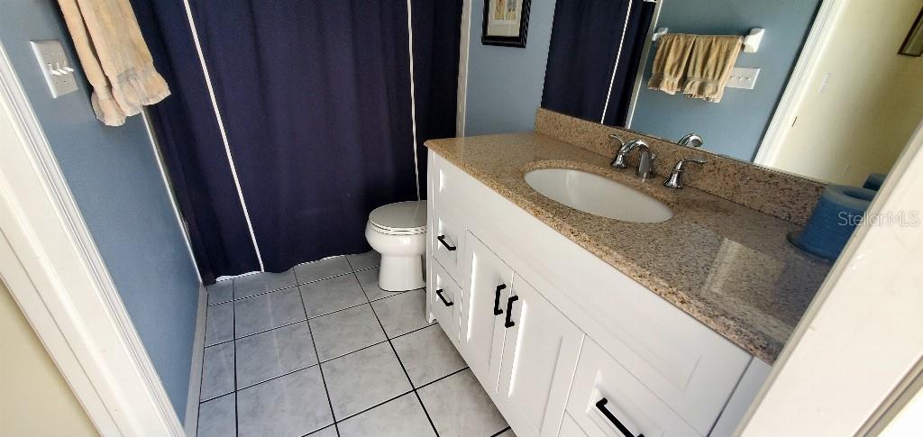 Image 13 of 15 For 18412 Oriole Street