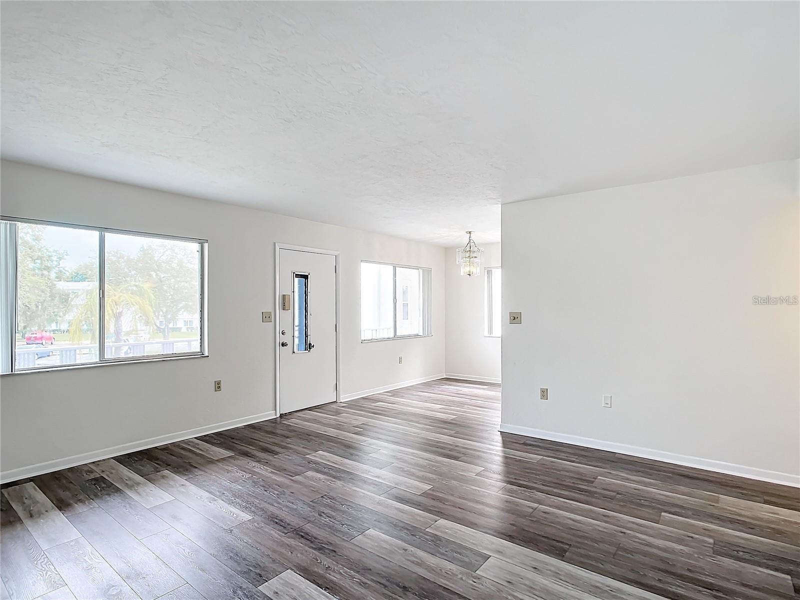 Image 10 of 36 For 8402 111th Street 206