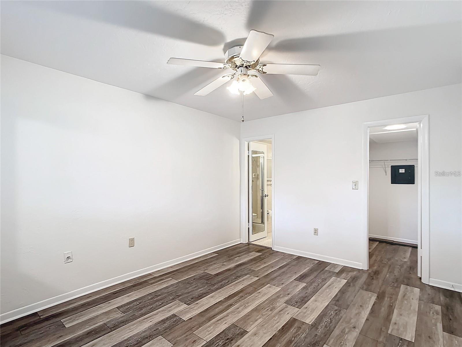 Image 17 of 36 For 8402 111th Street 206
