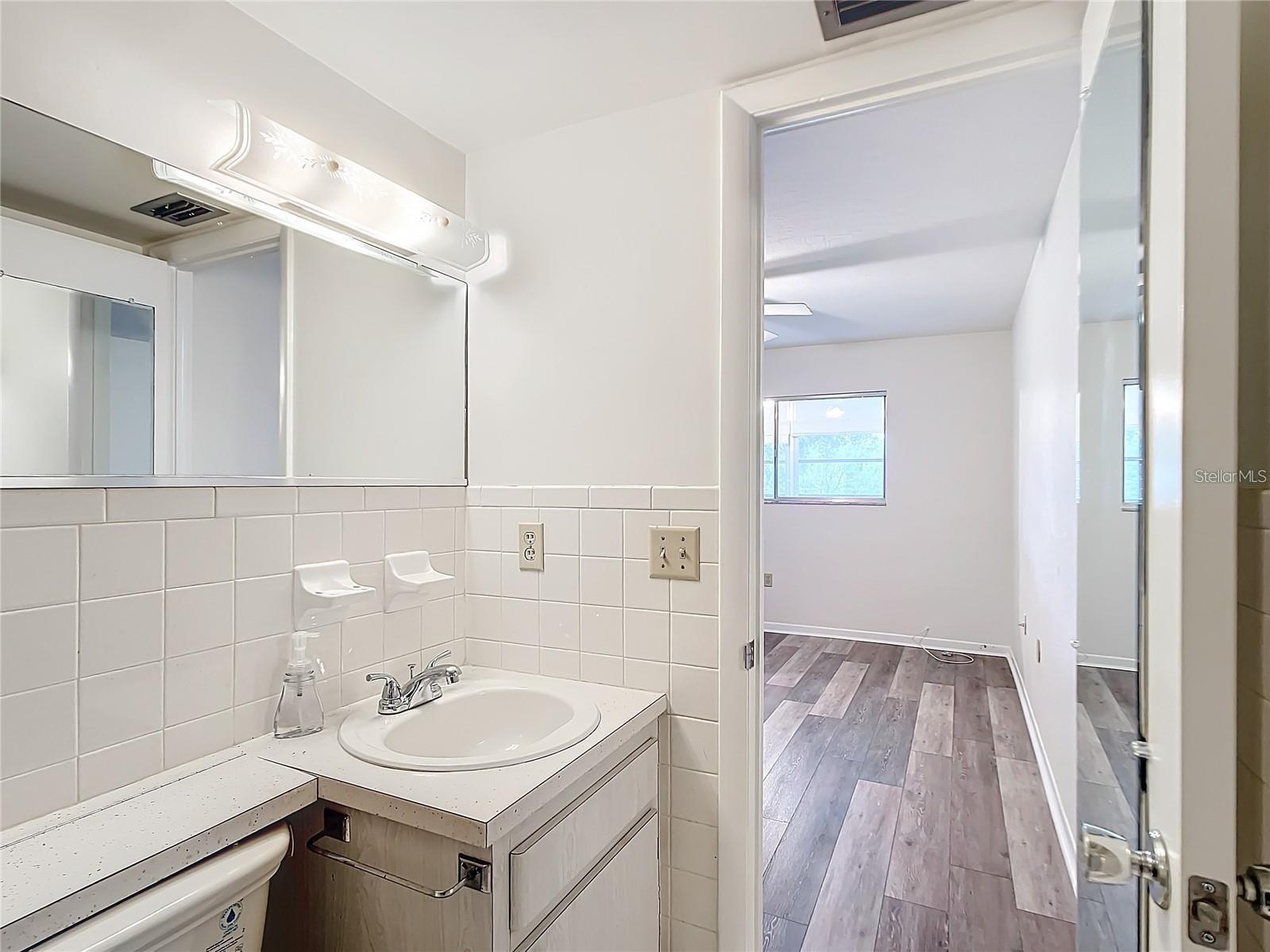 Image 21 of 36 For 8402 111th Street 206