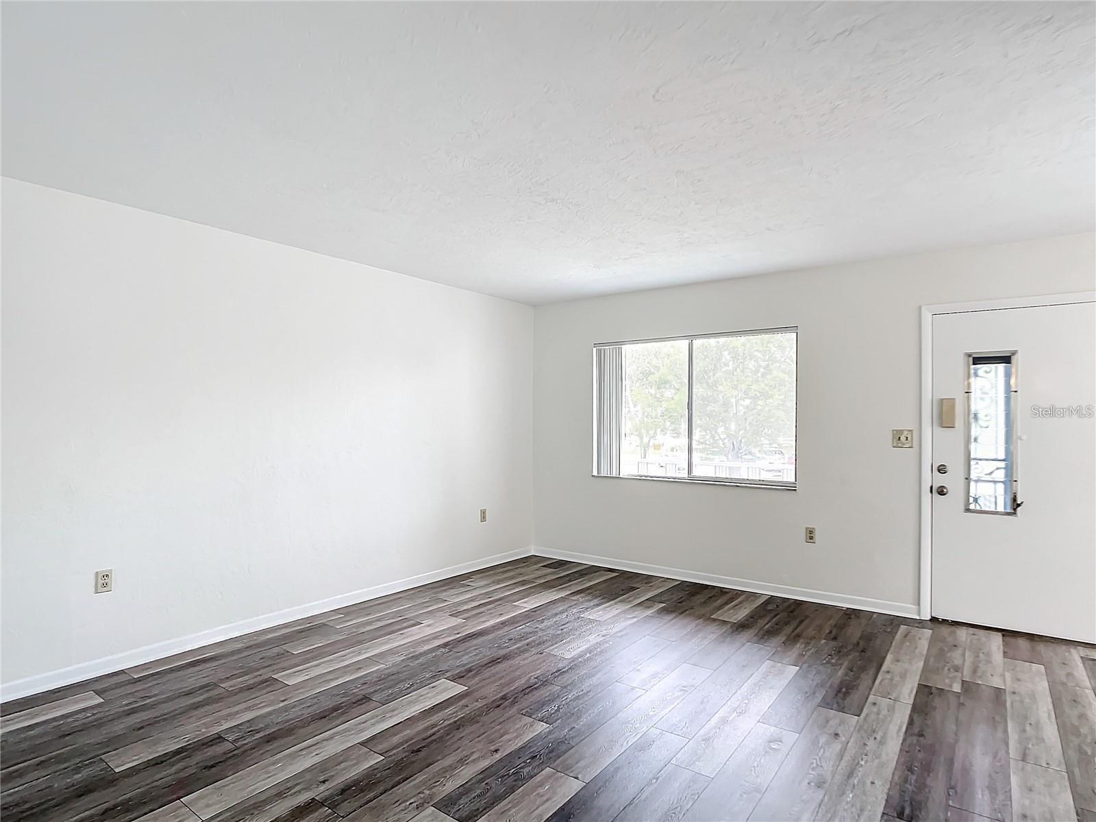 Image 7 of 36 For 8402 111th Street 206