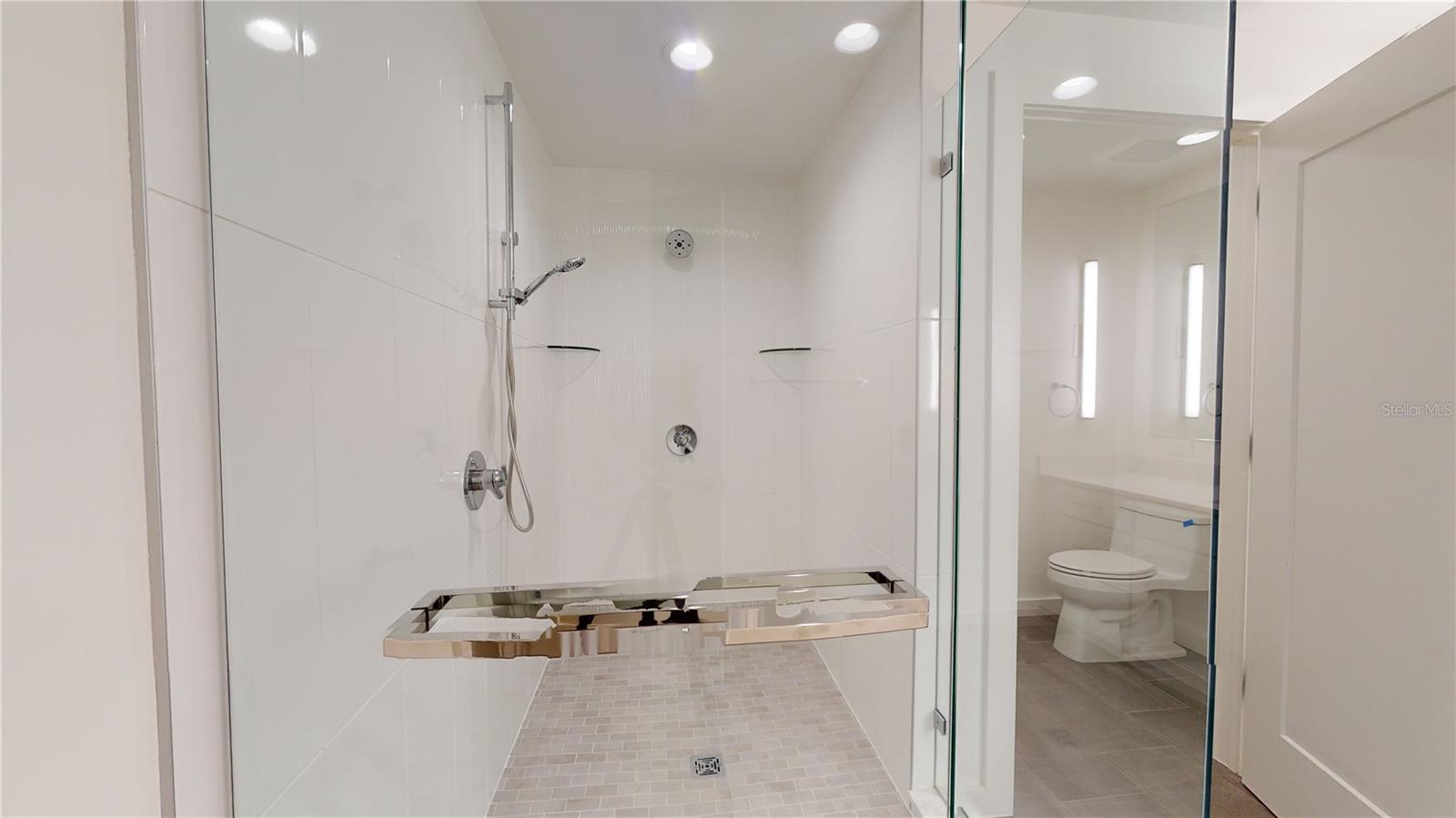 Image 21 of 29 For 920 Osceola Avenue 405