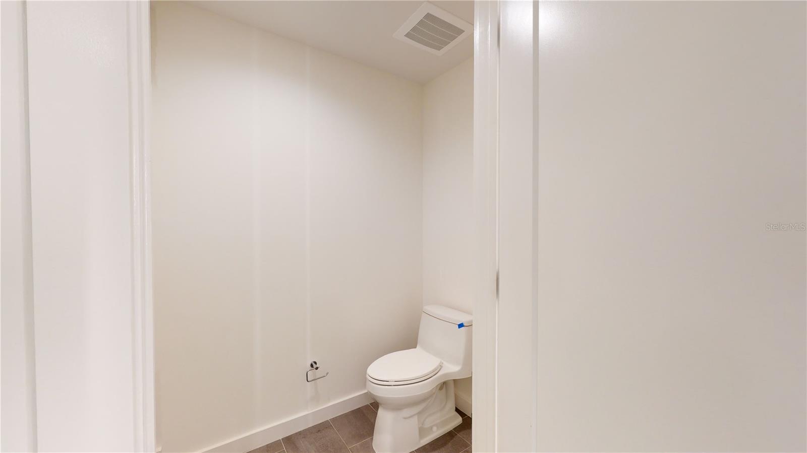 Image 22 of 29 For 920 Osceola Avenue 405