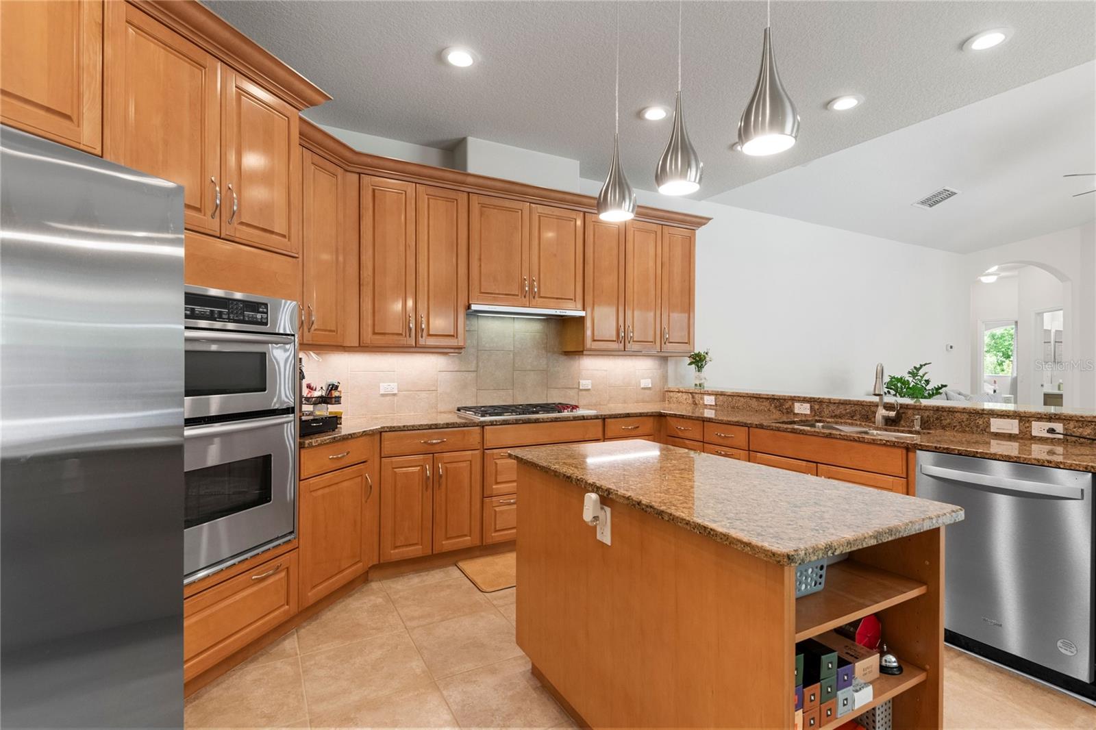 Image 27 of 39 For 17206 Emerald Chase Drive