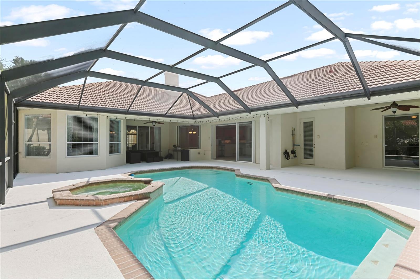 Image 36 of 39 For 17206 Emerald Chase Drive
