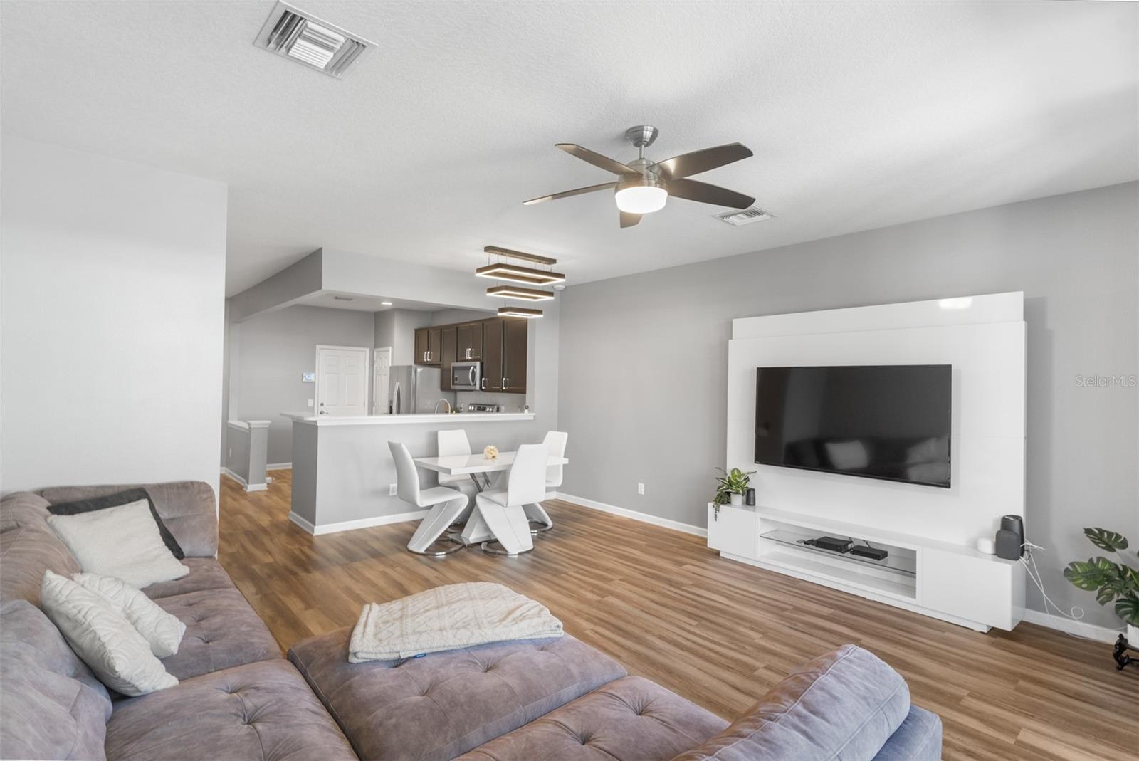 Image 12 of 41 For 10212 Westpark Preserve Boulevard