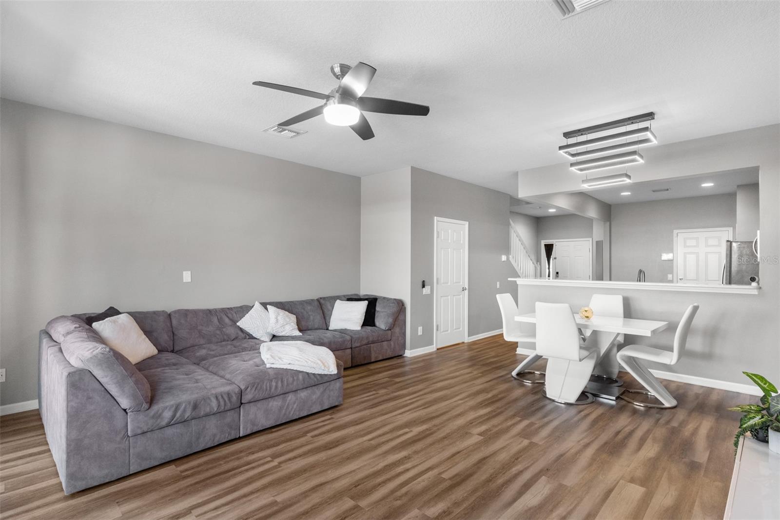 Image 13 of 41 For 10212 Westpark Preserve Boulevard