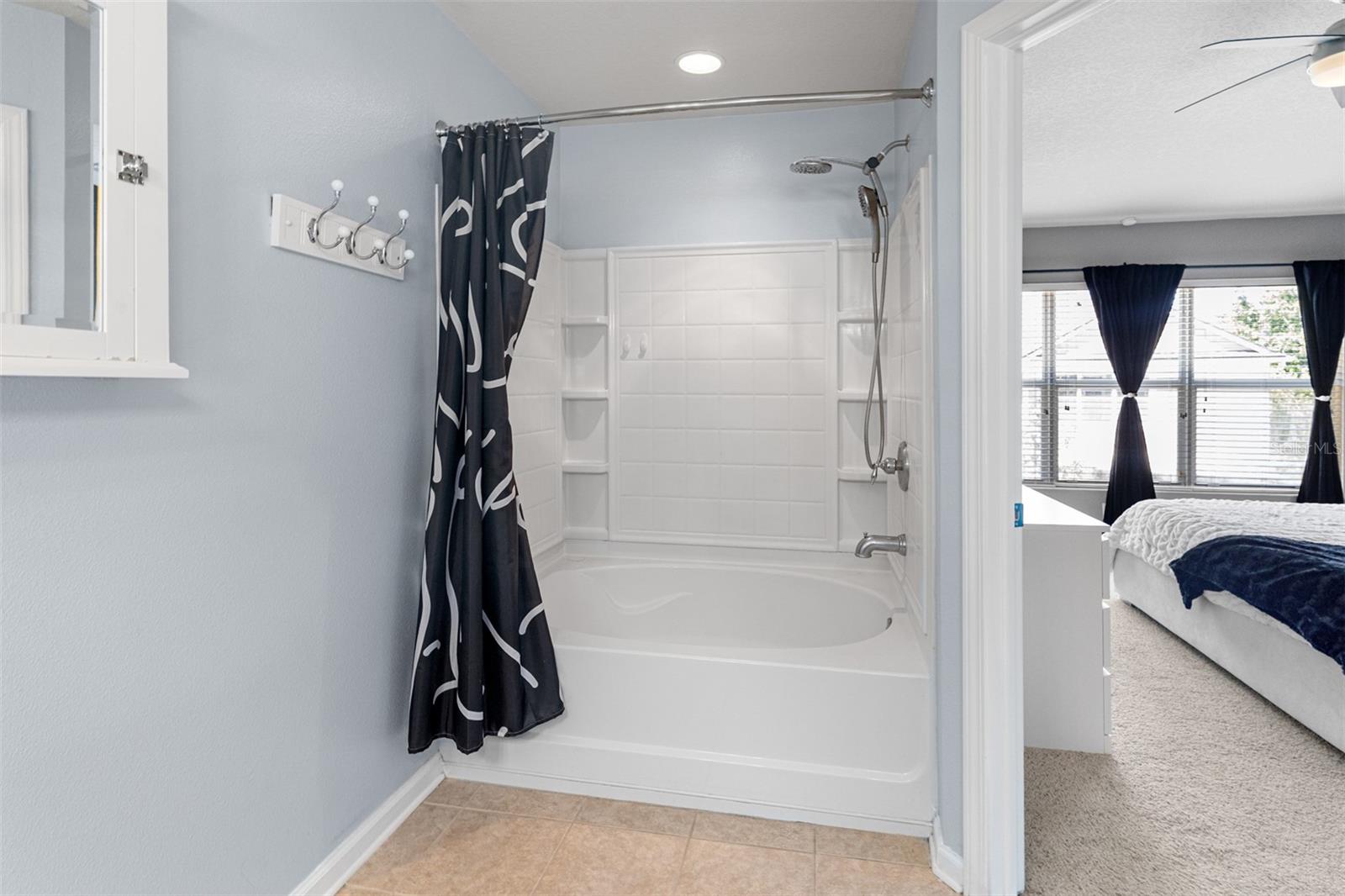 Image 20 of 41 For 10212 Westpark Preserve Boulevard