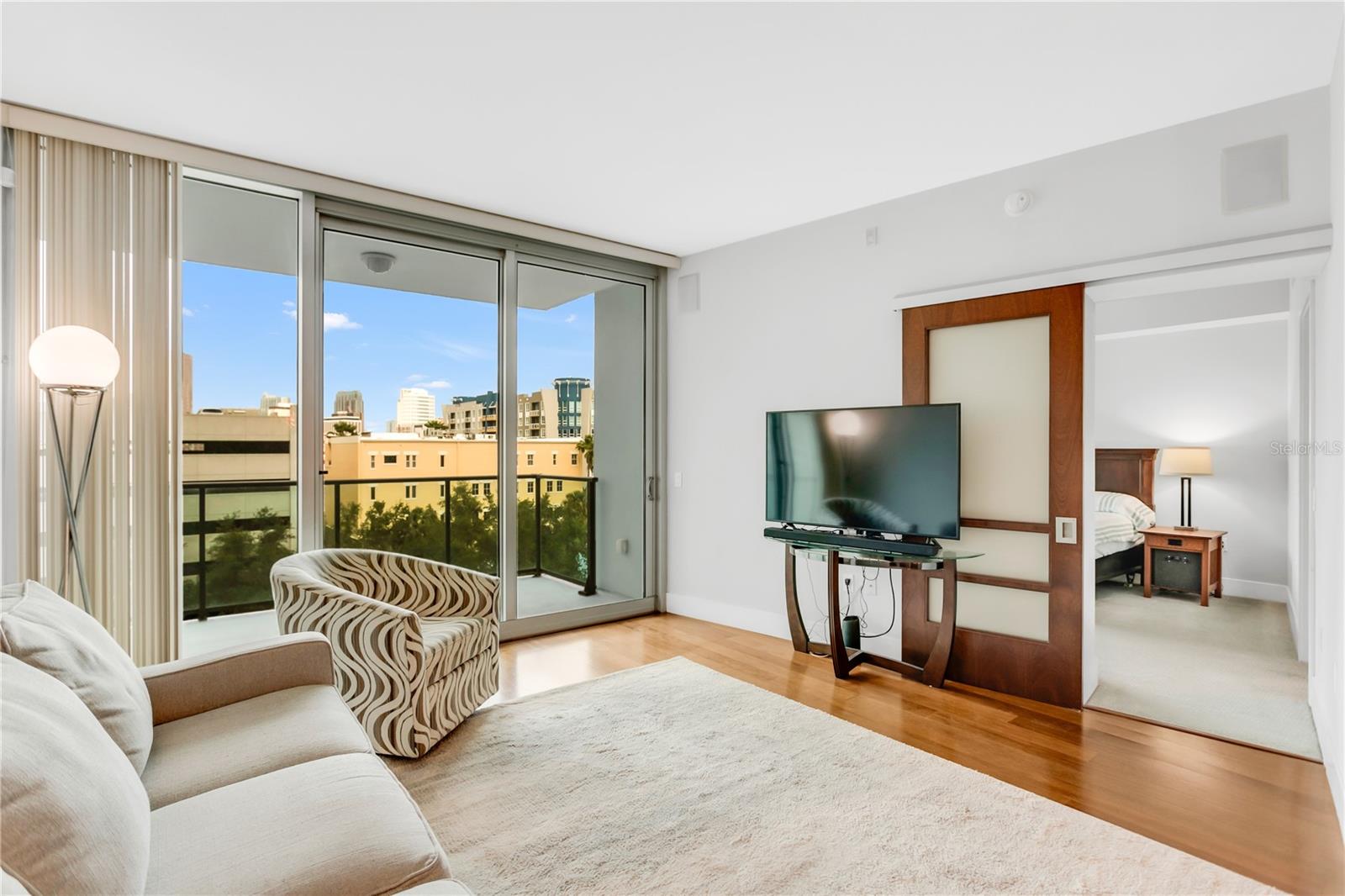 Image 11 of 37 For 111 12th Street 1502