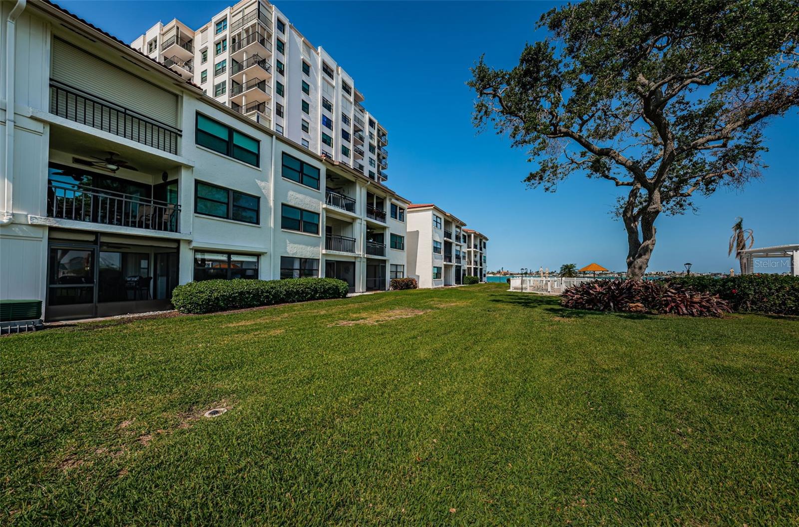 Image 30 of 44 For 6265 Sun Boulevard 115
