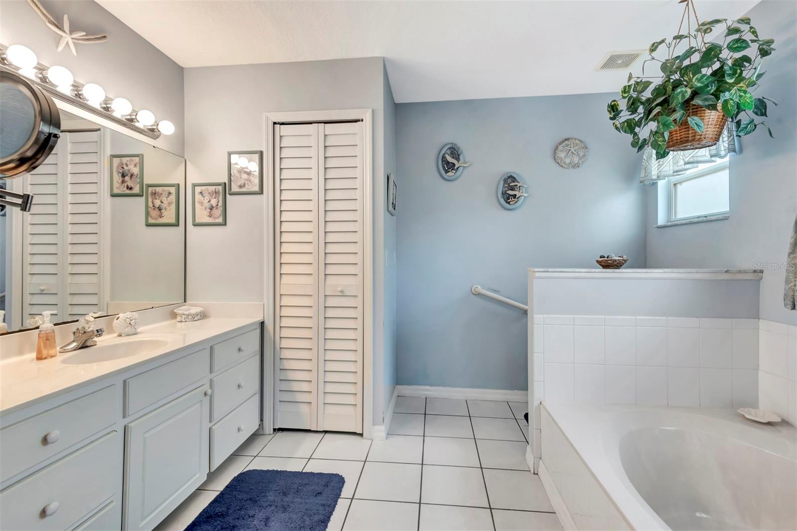 Image 18 of 41 For 2434 Flagler Avenue