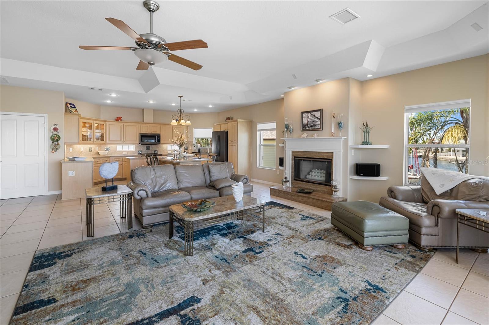 Image 12 of 58 For 4363 Biscayne Drive