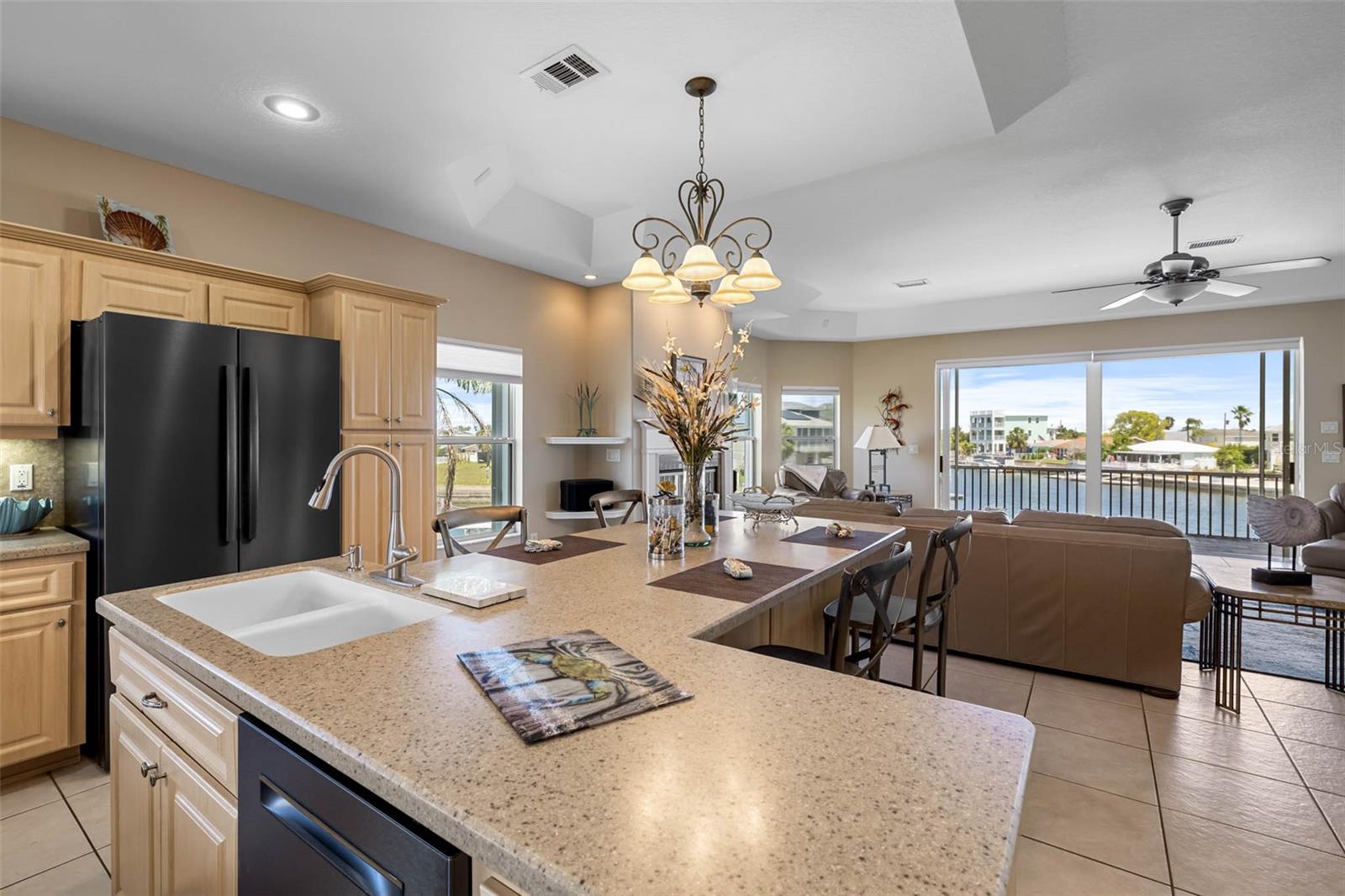 Image 17 of 58 For 4363 Biscayne Drive