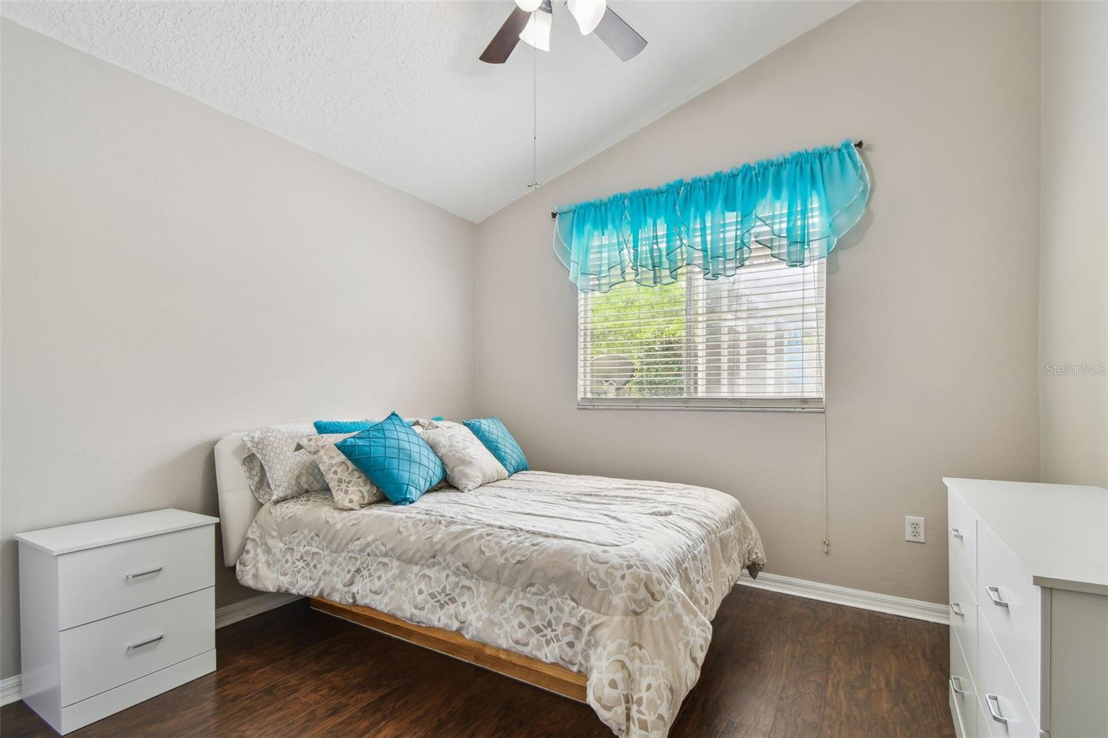 Image 42 of 91 For 6006 Chellas Court
