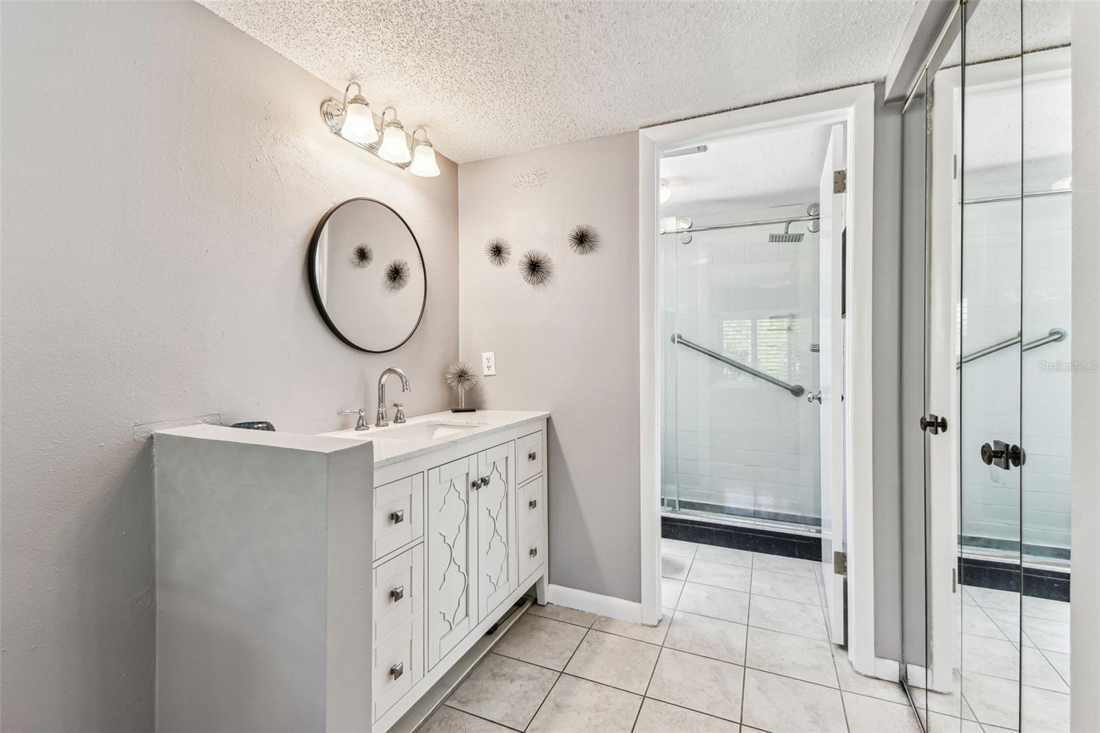 Image 8 of 69 For 938 Virginia Street 208